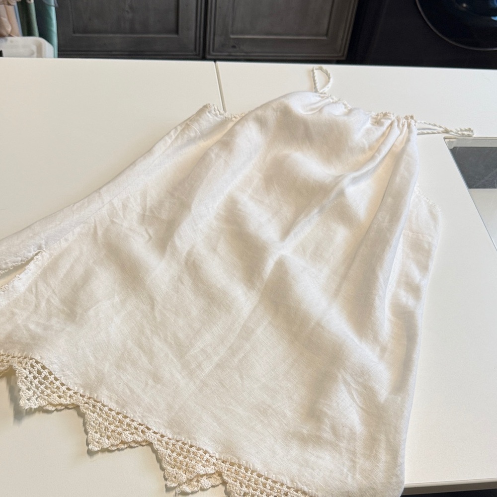 Elegant White linen top with Crochet Hem and sleeve and neck